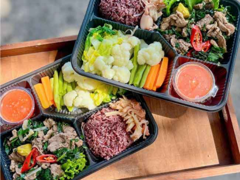 Tối ưu chi phí với hộp nhựa đựng cơm 4 ngăn JB25