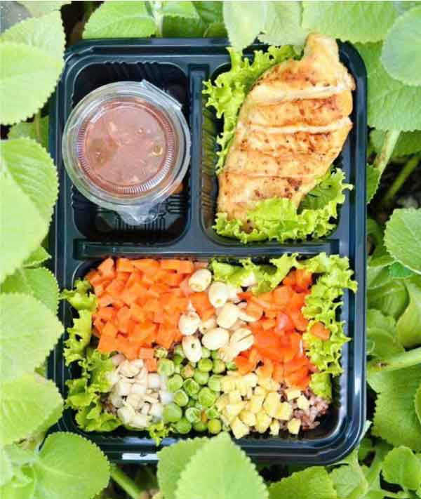 Hộp nhựa đựng cơm 3 ngăn