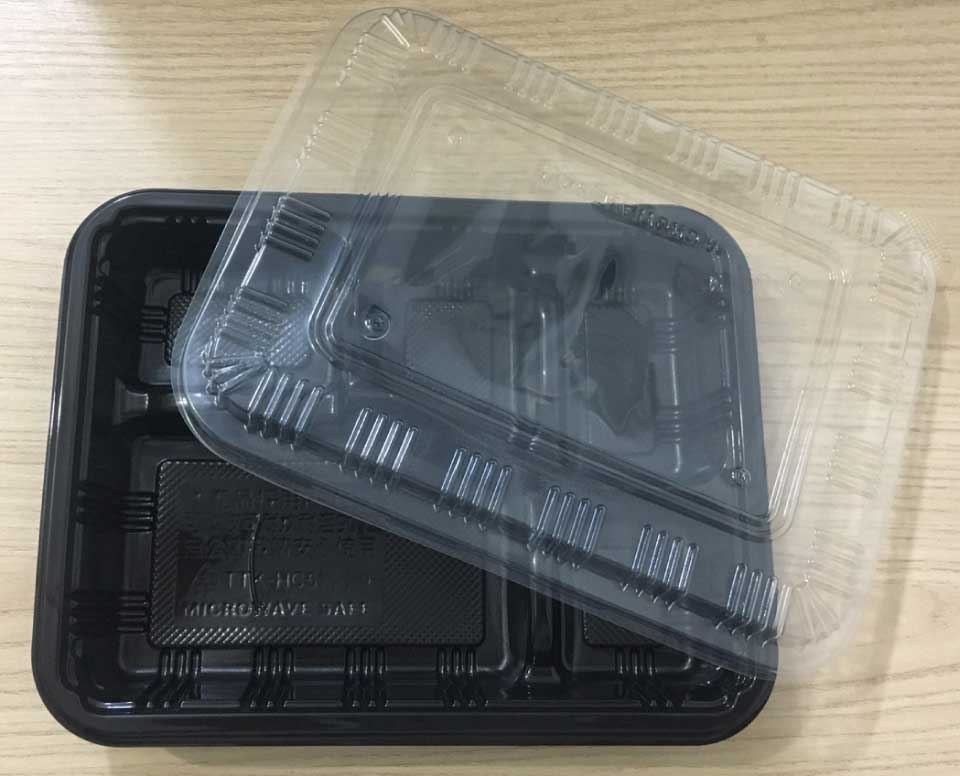 hộp nhựa 5 ngăn đen