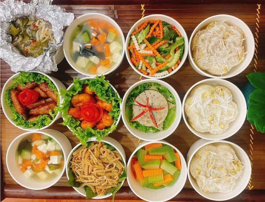 in hộp giấy đựng canh nóng